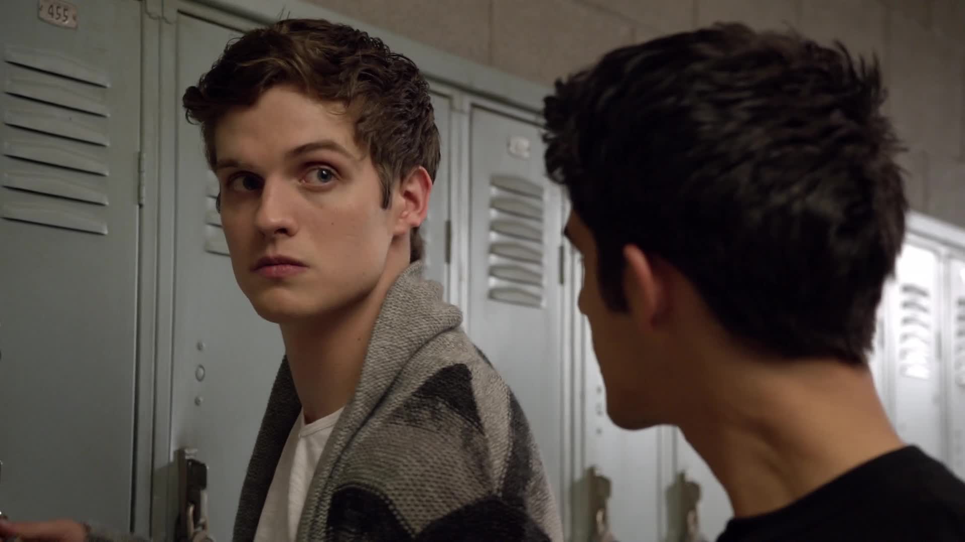 Index of /caps/teenwolf/304/images 