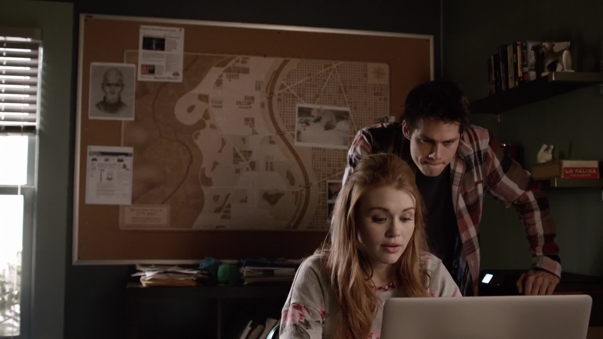 Index of /caps/teenwolf/409/images 