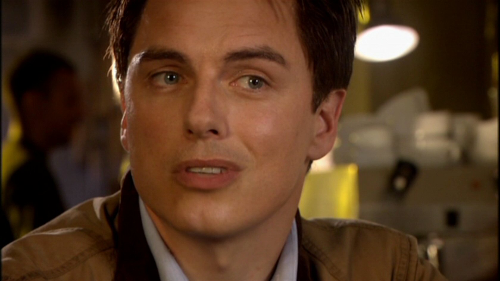 Index of /caps/torchwood/101/images 